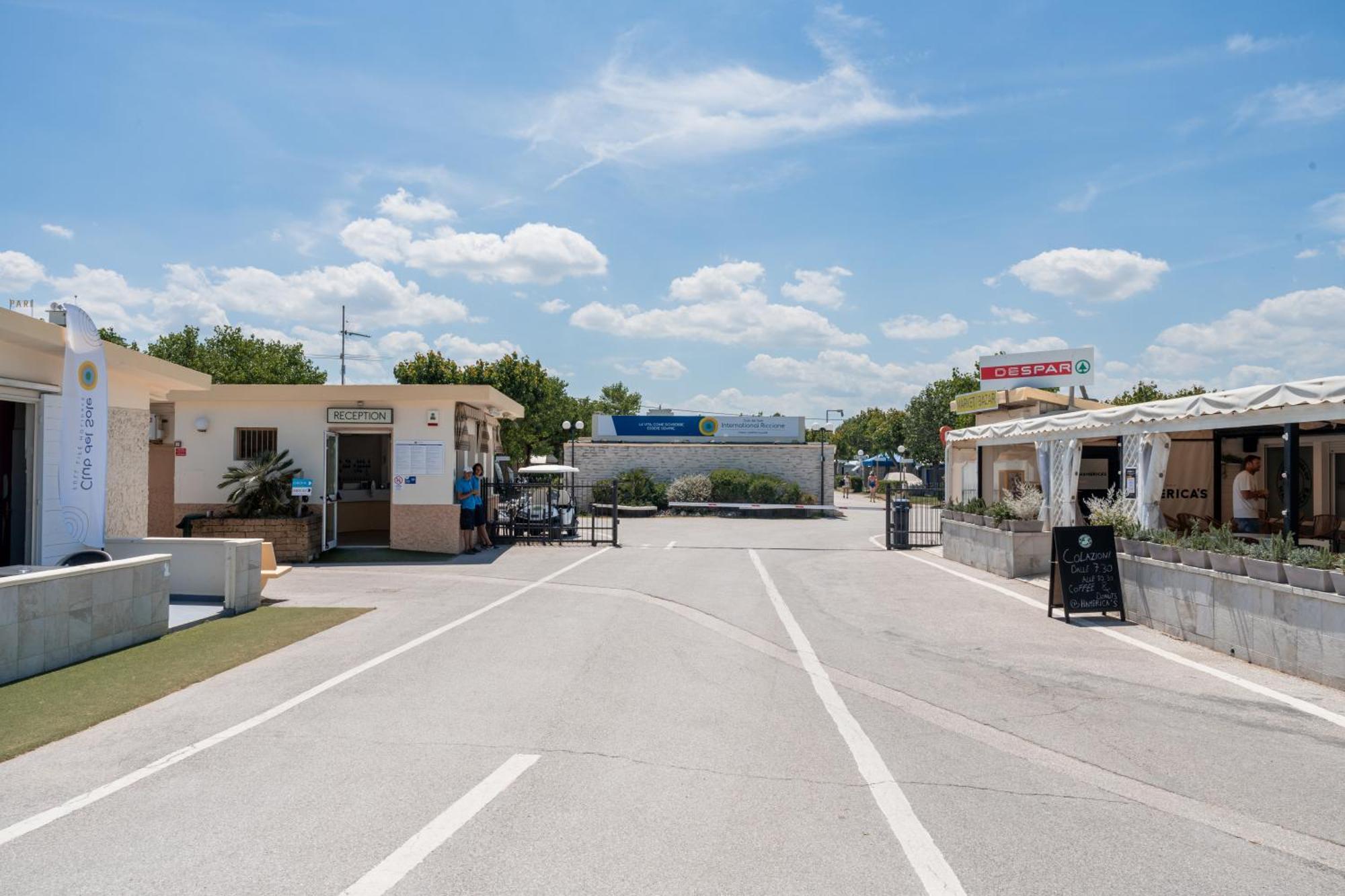 Club Del Sole Riccione Easy Camping Village Exterior foto